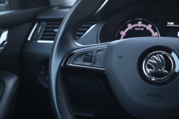 Skoda Octavia III Liftback Facelifting 1.5 TSI ACT 150KM 2019 Skoda Octavia 1.5 TSI, Salon Polska, Serwis ASO, zdjęcie 11