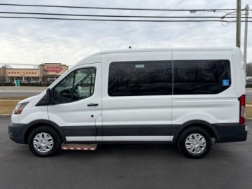 Ford Transit VIII 2020 Ford Transit 150 Passenger Van XL Medium Roof 2020 3.5 Benzyna 275KM, zdjęcie 1