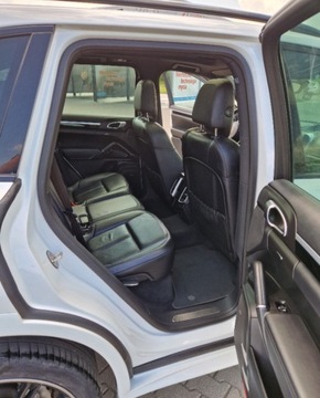 Porsche Cayenne II SUV 4.2 V8 382KM 2014 Porsche Cayenne S 4.2 Pneumatyka BOSE Panorama Kamera 4.1 Diesel 382KM, zdjęcie 14