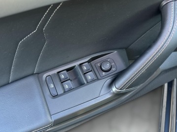 Cupra Formentor Crossover 1.5 TSI 150KM 2023 Cupra Formentor 1.5 TSI 150KM Pakiet wspomagania j, zdjęcie 31