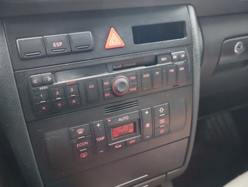 Audi A3 8L Hatchback 1.6 i 102KM 2000 Audi A3 1.6, Klima, Klimatronic, El. szyby, zdjęcie 11