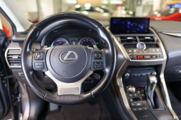 Lexus NX I SUV Facelifting 300h 197KM 2021 Lexus NX 300h F Impression AWD 2.5 Hybryda 197KM, zdjęcie 20