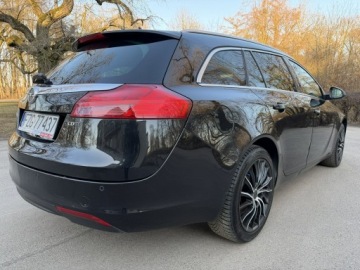 Opel Insignia I Sports Tourer 2.0 CDTI ECOTEC 160KM 2010 Opel Insignia Cosmo Sport Tour 2.0 CDTI 160KM Navi, zdjęcie 8