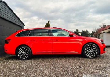 Skoda Superb III Kombi Facelifting 2.0 TDI SCR 150KM 2020 Skoda Superb Bezwypadkowy, FV23, 4x4, DSG, KredytowanieLeasing, gwarancja., zdjęcie 1