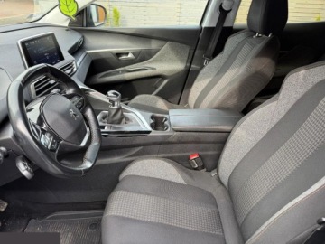 Peugeot 3008 II 2018 Peugeot 3008 1.2 PureTech 130KM Stop &amp; Start GPF Allure 2018r, zdjęcie 15