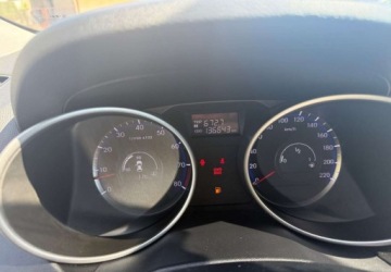 Hyundai ix35 SUV 1.6 GDI 135KM 2012 Hyundai ix35 Hyundai ix35 1.6 2WD UEFA EURO 2012 Edition 1.6 Benzyna 135KM, zdjęcie 11