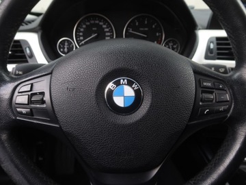 BMW Seria 3 F30-F31-F34 Touring 2.0 320d 184KM 2014 BMW 3 320 d, 181 KM, Automat, Navi, Xenon, zdjęcie 12