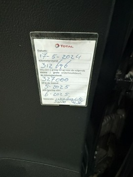 Volkswagen Passat B7 Variant 1.6 TDI CR DPF BlueMotion 105KM 2011 Volkswagen Passat B7 1.6TDI 2011r Nawigacja, zdjęcie 13