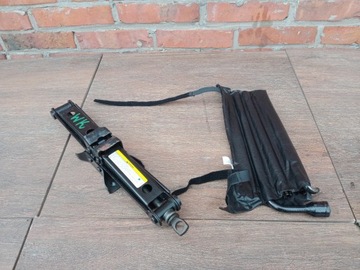 JEEP GRAND CHEROKEE WK XK COMMANDER 5-10R LEWAREK PODNOŚNIK KLUCZE ZESTAW