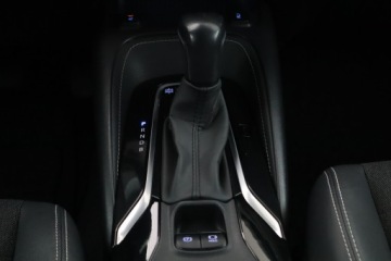 Toyota Corolla XII TS Kombi 1.8 Hybrid 122KM 2021 Toyota Corolla 1.8 Hybrid, Salon Polska, zdjęcie 15