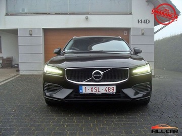 Volvo V60 II  2020 Volvo V60 Volvo V60 T6 AWD Plug-In Hybrid Panorama Serwis 2.0 253KM, zdjęcie 9