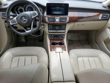 Mercedes CLS W218 2017 Mercedes-Benz CLS 550 2017 4.7l 4.7 Benzyna 402KM, zdjęcie 8