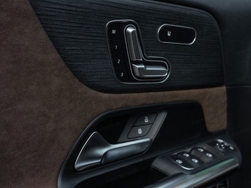 Mercedes GLA II Off-roader Facelifting 1.3 200 163KM 2025 MERCEDES-BENZ GLA 200 AMG Line Suv 1.3 (163KM) 2025, zdjęcie 13