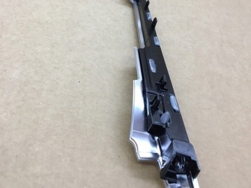 Хромированная рамка Tunnel Decor Audi E-Tron Q8 4KL947209