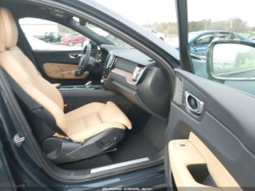 Volvo XC60 II 2025 Volvo XC 60 Plug-In Hybrid Ultra T8 Ultra 2025 2.0 Hybryda 312KM, zdjęcie 9