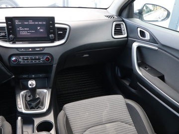 Kia Ceed III Kombi Facelifting 1.5 T-GDI 160KM 2022 Kia Ceed 1.5 T-GDI, Salon Polska, Serwis ASO, zdjęcie 7