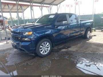 Chevrolet Silverado II 2022 Chevrolet Silverado 1500 Standard Bed Custom 2022 2.7l 2.7 Benzyna 310KM, zdjęcie 1