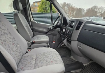 Volkswagen Crafter I Kombi 2.5 TDI 109KM 2010 Volkswagen Crafter Auto po duzym serwisie Nowy Rozrzad, Olej,filtry 2.5, zdjęcie 5