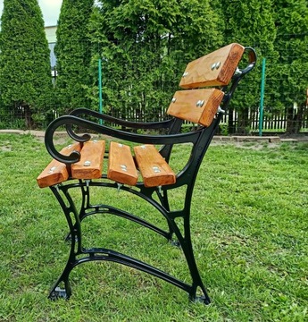 Алюминиевая ножка для скамейки на террасе в саду и парке.