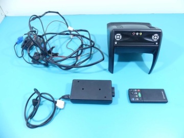 ЗАДНИЙ МОНИТОР DVD-РИДЕРА MERCEDES R W251