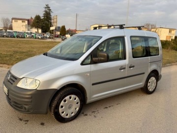 Volkswagen Caddy III Furgon 1.4 80KM 2009 Volkswagen Caddy 7 osob Caddy LIFE 1,4 Benz.80KM Klimatron Parktroniki Ele