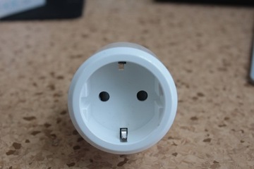 FLUX'S WIRELESS SMART PLUG 16A 3680W