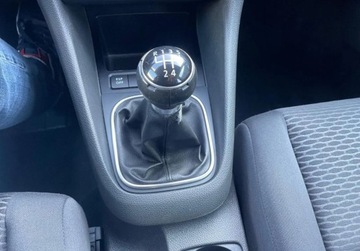 Volkswagen Golf VI Hatchback 5d 1.6 102KM 2010 Volkswagen Golf 1.6 mpi ,bezwypadek ,tuv do 2027r ,jeden wlasc,BORDO metal, zdjęcie 9