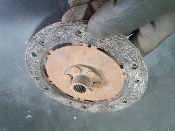 АВТОМОБИЛЬНЫЙ ДИСК СЦЕПЛЕНИЯ FIAT 126 MALUCH ОРИГИНАЛ PRL