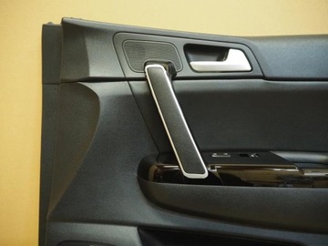 ОБИВКА ПЕРЕДНЕЙ ПРАВОЙ ДВЕРИ SPORTAGE IV GT