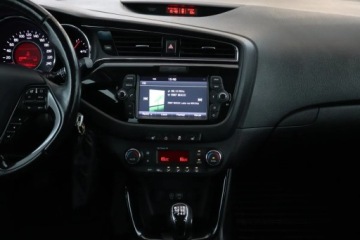 Kia Ceed II Hatchback 5d Facelifting 1.6 GDI 135KM 2016 Kia Ceed 1.6 GDI, Salon Polska, Serwis ASO, Navi, zdjęcie 11