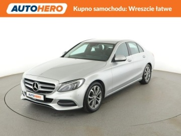 Mercedes Klasa C W205 Limuzyna 180 156KM 2014 Mercedes C 180 automat full LED navi kamera i