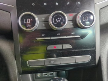 Renault Megane IV Grandtour Facelifting 1.5 Blue dCi 115KM 2020 Renault Megane IV 1.5 dci rok Salon PL Lakier oryginał Perła metalik, zdjęcie 26