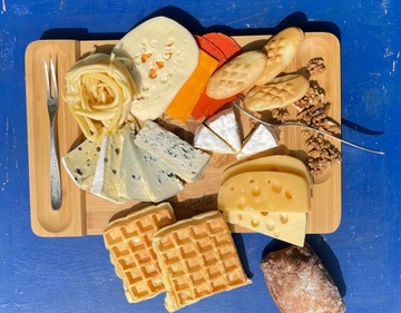 БАМБУКОВАЯ ДОСКА ДЛЯ ЗАКУСОК, СЫРА И СНЕКОВ