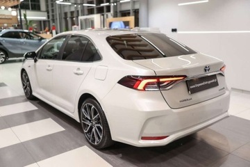 Toyota Corolla XII Sedan 1.8 Hybrid 122KM 2019 Toyota Corolla 1.8 Hybrid Executive 1.8 Hybryda 122KM, zdjęcie 3