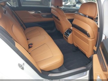 BMW Seria 7 G70 2022 BMW Seria 7 740i 2022 3.0l 3.0 Benzyna 335KM, zdjęcie 12