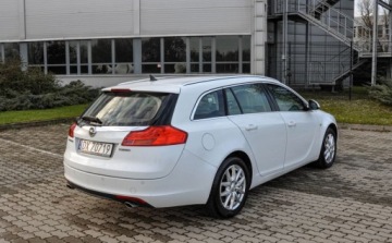 Opel Insignia I Sports Tourer 2.0 Turbo ECOTEC 220KM 2009 Opel Insignia 2,0T (220KM) 164 tys. km Skory 2.0 Benzyna 220KM, zdjęcie 3
