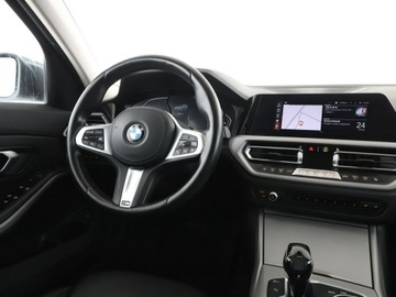 BMW Seria 3 G20-G21 Touring 2.0 320d 190KM 2020 BMW 320 MHEV xDrive Advantage Navi ACC HUD Grzane, zdjęcie 15