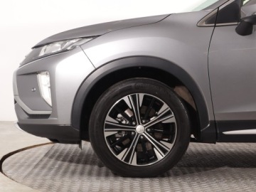 Mitsubishi Eclipse Cross SUV 1.5 T 163KM 2018 Mitsubishi Eclipse Cross 1.5 T-MIVEC, zdjęcie 14