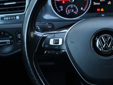 Volkswagen Golf VII Variant Facelifting 1.6 TDI-CR DPF BMT 115KM 2017 VW Golf 1.6 TDI, Salon Polska, Navi, Klima, zdjęcie 17