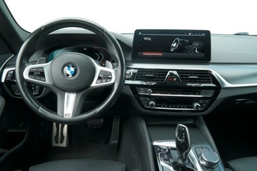 BMW Seria 5 G30-G31 Touring Facelifting 2.0 520d 190KM 2022 BMW 520 BMW 520d xDrive Fotel z Pamięcią Dostęp Ko, zdjęcie 15