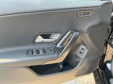 Mercedes CLA C118/X118 Coupe Facelifting 1.3 180 136KM 2024 Mercedes-Benz CLA 1.3 Benzyna 136KM, zdjęcie 19