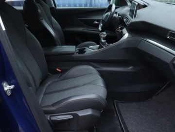 Peugeot 3008 II Crossover 2.0 BlueHDi 150KM 2018 Peugeot 3008 2.0 BlueHDi, Skóra, Navi, Klima, zdjęcie 8
