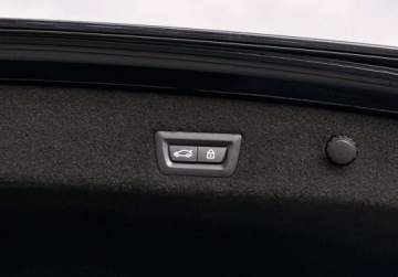 BMW Seria 7 G11-G12 Sedan Facelifting 4.4 750i 530KM 2021 BMW Seria 7 I wlasciciel M Sport Salon PL Laser Bezwypadkowy FVAT23, zdjęcie 16