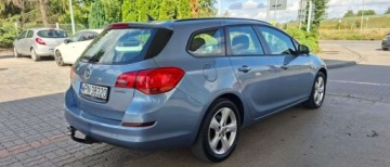 Opel Astra J Sports Tourer 1.6 Turbo ECOTEC 180KM 2011 Opel Astra Opel Astra 1.6 Turbo Cosmo 1.6 Benzyna 180KM, zdjęcie 3