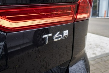 Volvo XC60 II Crossover Plug-In Facelifting 2.0 T6 350KM 2024 Volvo XC 60 YV1UZH4V6S1154084, zdjęcie 17