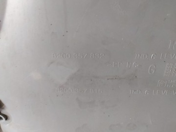 ОБИВКА БОКОВОЙ ДВЕРИ ЛЕВАЯ ПЕРЕДНЯЯ RENAULT KANGOO И ПОСЛЕ ПОДЪЕМНИКА