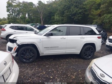 Jeep Grand Cherokee V 2023 Jeep Grand Cherokee 2023 JEEP GRAND CHEROKEE 4XE 30TH ANNIVERSARY 2.0 270KM, zdjęcie 5