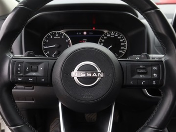 Nissan Qashqai III Crossover 1.3 DIG-T MHEV 158KM 2022 Nissan Qashqai 1.3 DIG-T MHEV, Salon Polska, zdjęcie 18