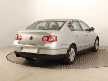 Volkswagen Passat B6 Sedan 1.8 TSI 160KM 2009 VW Passat 1.8 TSI, Salon Polska, Xenon, Klima, zdjęcie 4