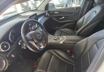 Mercedes GLC C253 SUV 2.1 220 d 170KM 2018 Mercedes-Benz GLC Salon Polska , aktywny radar, oryginalny lakier 2.1 170KM, zdjęcie 5